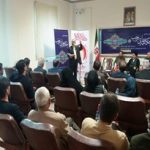 مسئولان از استعداد و ظرفیت شاعران آذربایجان‌غربی استفاده کنند